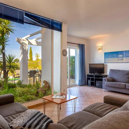 Blue Ocean By Interhome فيلة Patroves