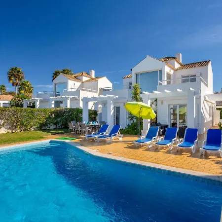 빌라 Blue Ocean By Interhome Patroves